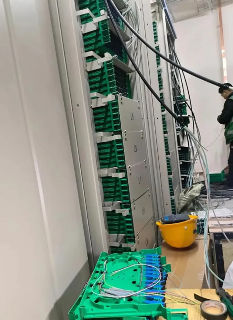 通信箱光纤熔接施工